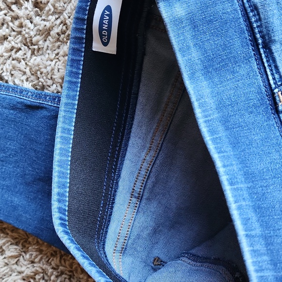 Old Navy Women's Super Skinny Jeans in Blue Size 12 - Picture 3 of 9